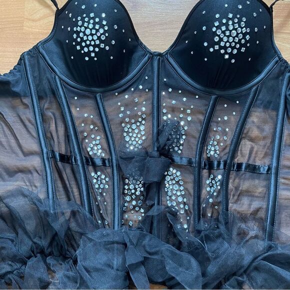 RARE Victoria’s Secret Rhinestone Bustier with Garters Size 34C - Picture 5 of 7